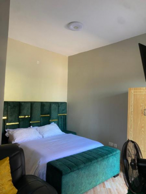 HA LUXURY STUDIO SUITE 2 buziga